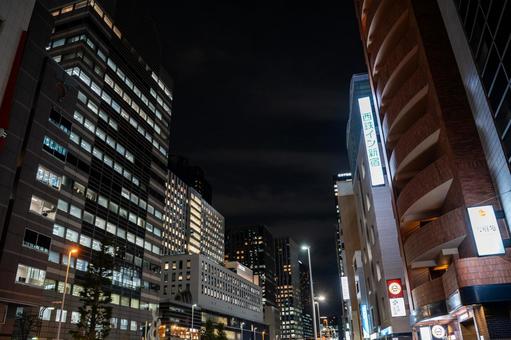 東京都 新宿駅西口の夜景 東京都 新宿駅西口の夜景 新宿,新宿駅,街並みの写真素材
