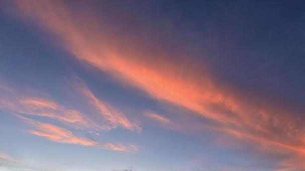 夕焼けの空の写真
