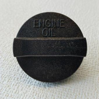 Photo, oil filler cap, oil cap, engine oil cap, 