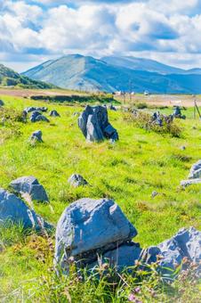 四国地方　四国カルスト台地の風景 カルスト台地,四国,四国地方の写真素材