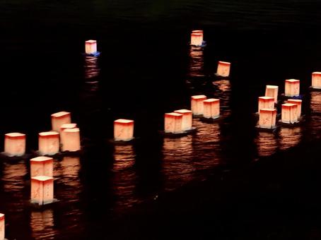 永平寺町大灯籠流しの一幕 玉ボケ,灯籠,灯ろうの写真素材