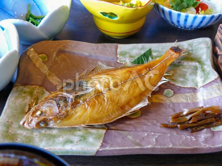 定食の焼き魚 焼魚,魚,食べ物の写真素材