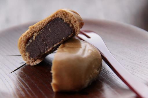 まんじゅう こしあん まんじゅう,こしあん,和菓子の写真素材