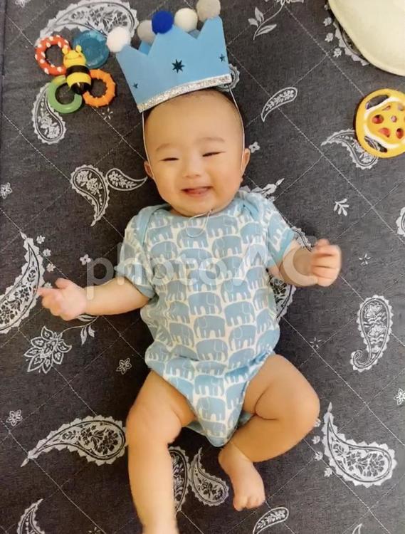 6ヶ月の男の子 赤ちゃん,幼児,赤ん坊の写真素材
