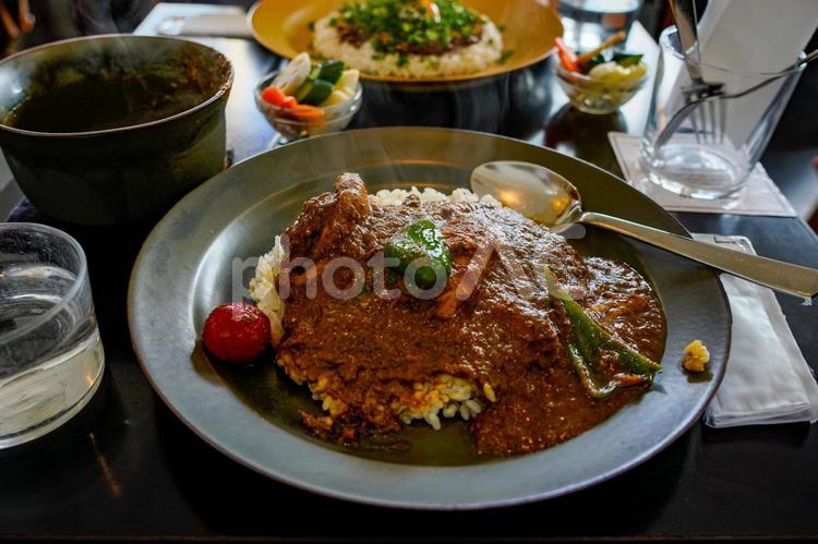 スパイス香る、至福の一皿 カレー,カレーライス,ランチの写真素材