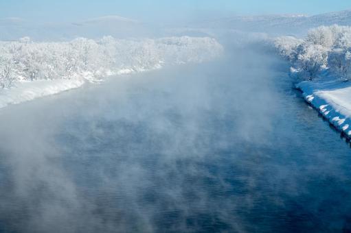 天塩川でマイナス20度の朝に立ち上る気嵐 名寄市,名寄,天塩川の写真素材