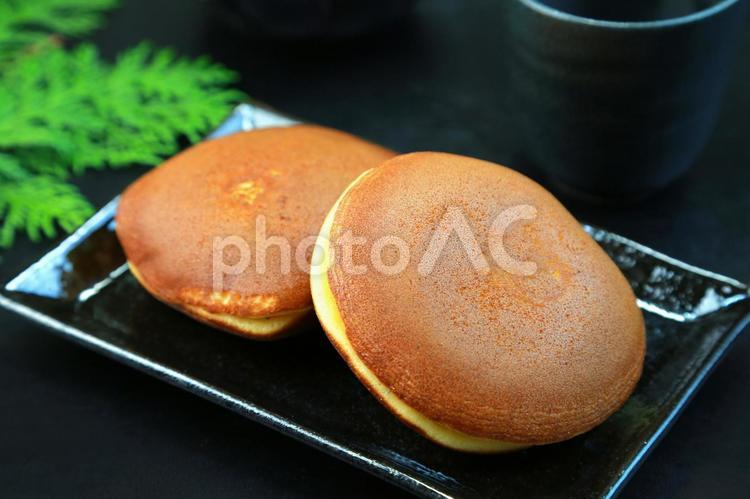 どら焼き どら焼き,生どら,生菓子の写真素材