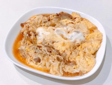 豚玉子煮 豚玉子煮,豚玉煮,玉子煮の写真素材