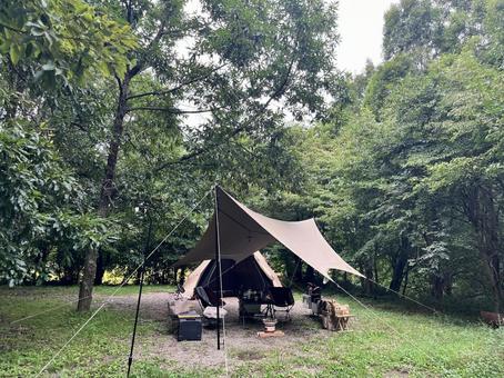 夏のキャンプ場 夏のキャンプ場 夏,キャンプ,テントの写真素材