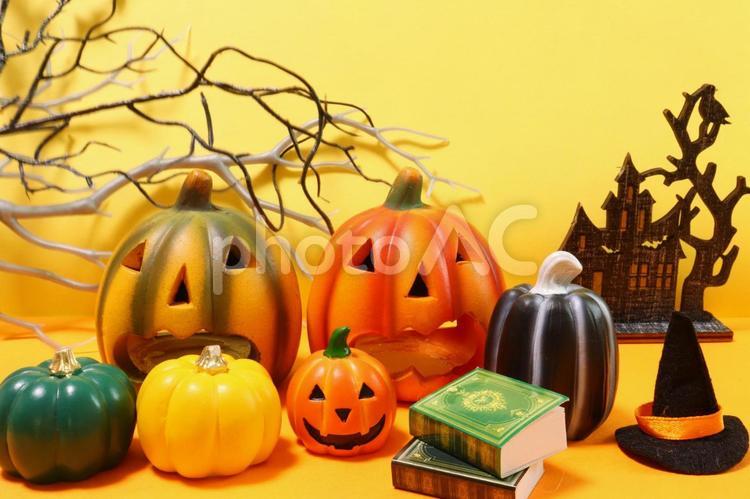 黄色系の背景のハロウィン画像　１０ ハロウィン,ハロウィーン,かぼちゃの写真素材