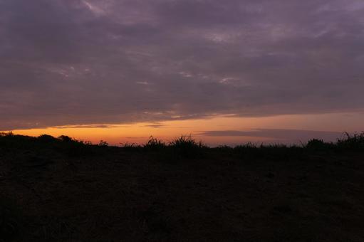 鷹の台の夜明け 鷹の台の夜明けの写真