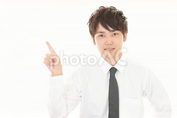 指示する男性 男性,ビジネス,案内の写真素材