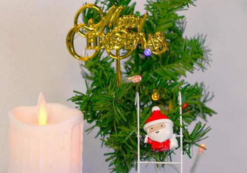 サンタ＆ローソク クリスマス,サンタクロース,小物の写真素材