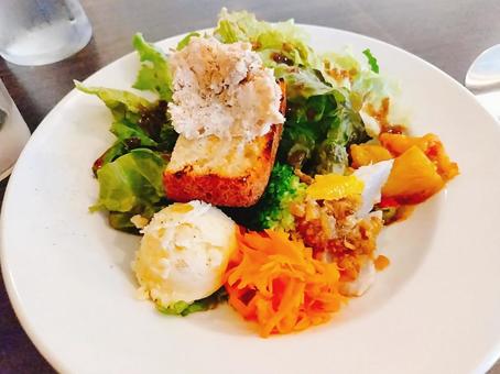 イタリアンの前菜盛り合わせ イタリアン,前菜,冷菜の写真素材