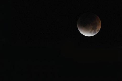 2025月食5 2025月食5の写真