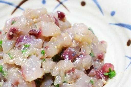 釣りたてのアジで作ったなめろう 釣りたてのアジで作ったなめろうの写真
