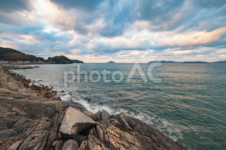 海岸からの夕暮れの景色 海,海岸,海岸沿いの写真素材