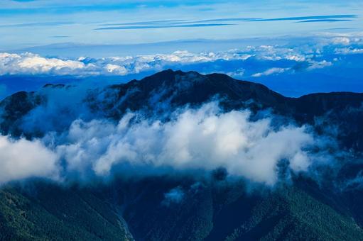 南アルプスの北岳から仙丈ヶ岳 南アルプス,北岳,仙丈ヶ岳の写真素材