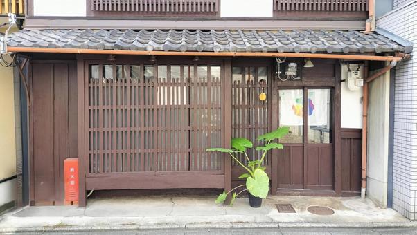 京都 町家 京都,町家,格子戸の写真素材