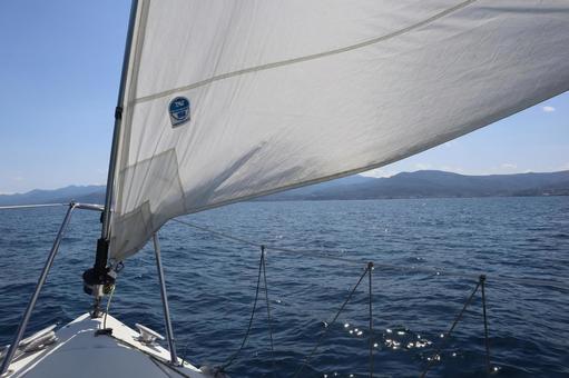 ヨットでクルージング ヨットでクルージング 北海道,小樽,海の写真素材