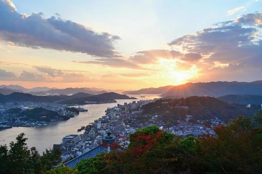 尾道の夕暮れ２の写真