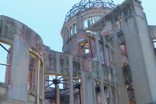 【広島県】原爆ドーム 平和記念公園 【広島県】原爆ドーム 平和記念公園 原爆ドーム,原爆,広島の写真素材