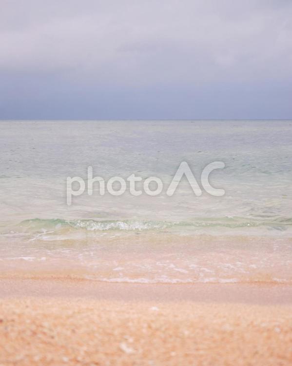 南国の波打ち際 海,ビーチ,夏の写真素材