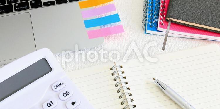 ビジネス　デスクワーク　オフィスワーク ビジネスイメージ,ビジネスアイテム,オフィスワークの写真素材