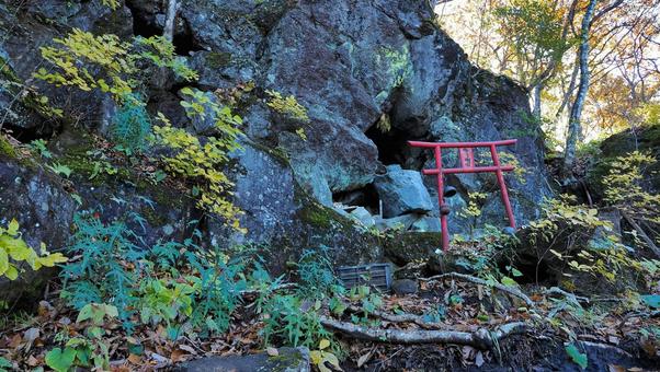 加護丸稲荷神社 神社,アウトドア,登山の写真素材