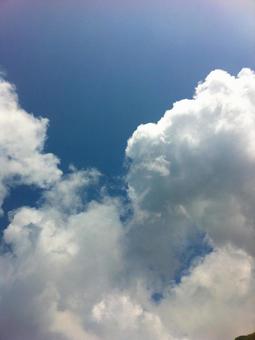 青空と入道雲(御蔵島の空) 青空と入道雲(御蔵島の空) 夏,東京,夏空の写真素材