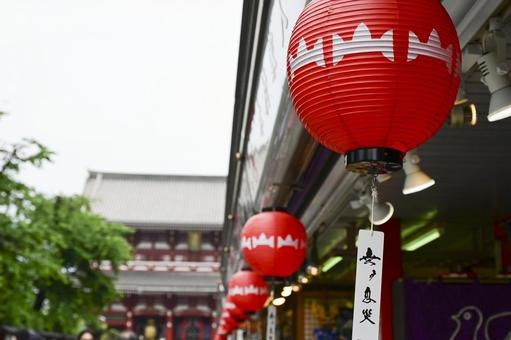 浅草仲見世通りの提灯 浅草,浅草寺,浅草仲見世通りの写真素材