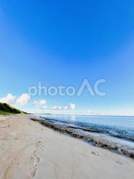 宮古島の砂浜 海,浜辺,空の写真素材