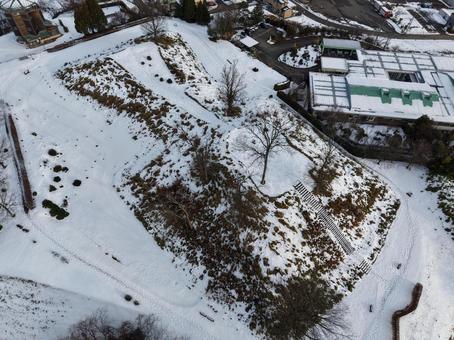Aerial view of Himi Yanagida Nunoyama Tomb in winter, JPG