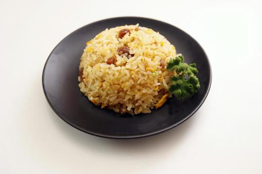 おいしいチャーハン盛り付け おいしいチャーハン盛り付け チャーハン,ごはん,卵の写真素材