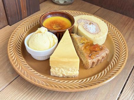 デザート盛り合わせ スイーツ,ケーキ,栗の写真素材