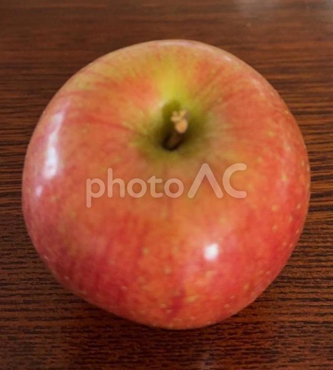 R7.03.12　りんごサンふじ りんご,リンゴ,りんごサンふじの写真素材