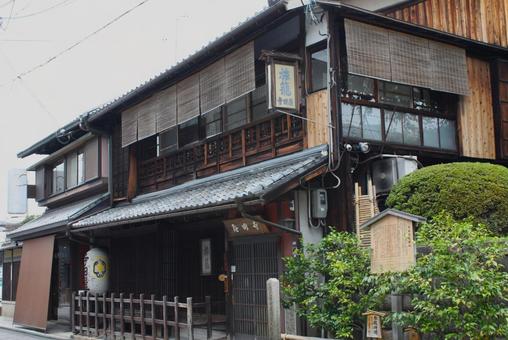 坂本龍馬ゆかりの寺田屋(京都・伏見)1 坂本龍馬ゆかりの寺田屋(京都・伏見)1 寺田屋,坂本龍馬,旅籠の写真素材