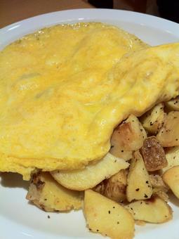 オムレツとポテトの写真