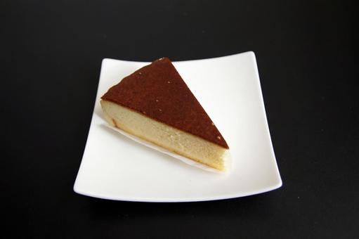 カステラケーキの一切れ カステラケーキの一切れ ケーキ,カステラ,スイーツの写真素材