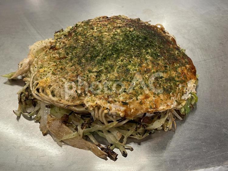 広島風お好み焼き 広島,広島風,広島風お好み焼きの写真素材