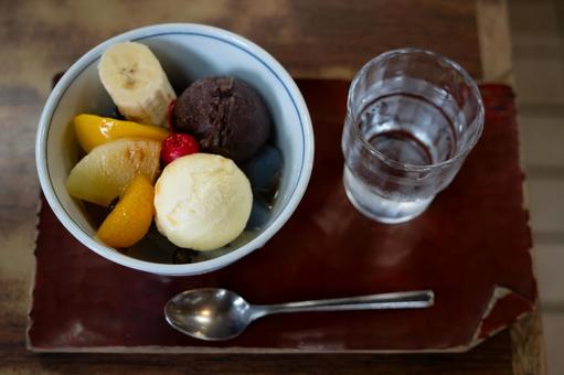 ［グルメ］クリームあんみつ グルメ,クリームあんみつ,デザートの写真素材