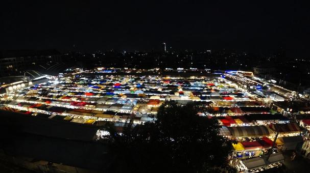 大きなナイトマーケット 市場,ナイトマーケット,バンコクの写真素材