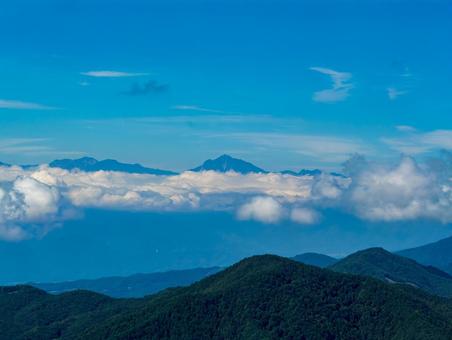 幕岩からみた甲斐駒ヶ岳(南アルプス) 幕岩からみた甲斐駒ヶ岳(南アルプス)の写真
