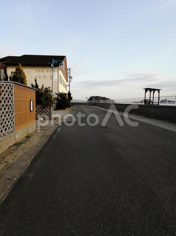 海の見える家 海,家,住宅の写真素材
