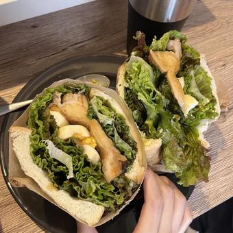 照り焼きサンドウィッチ ランチ,サンドウィッチ,野菜の写真素材