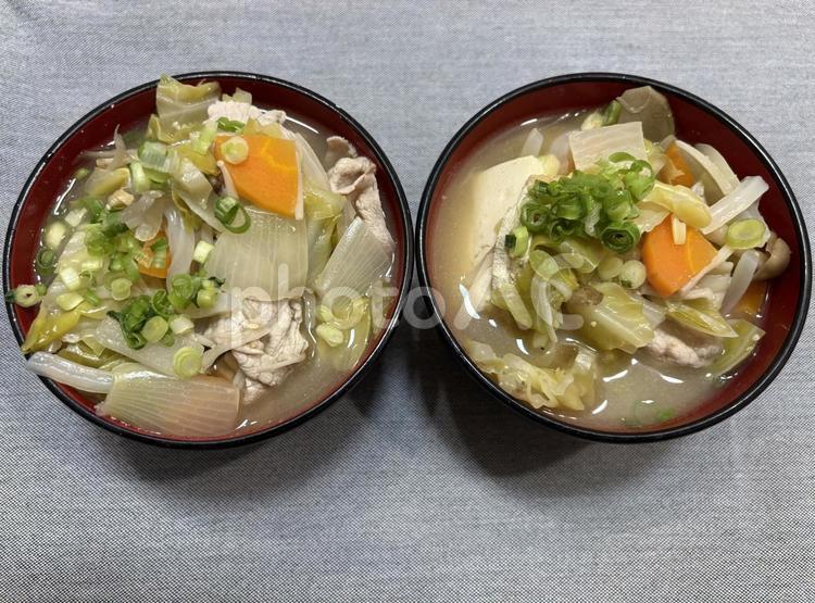 具沢山の豚汁2(横) 豚汁,味噌汁,スープの写真素材