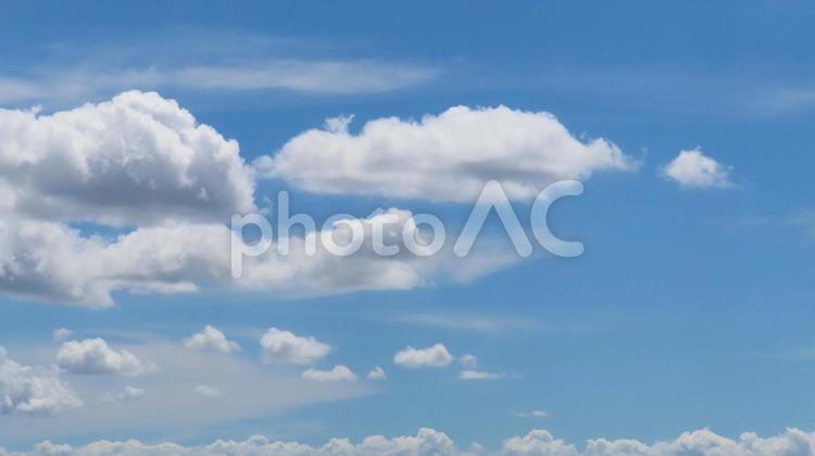夏空 真夏の空,青空,晴天の写真素材