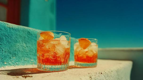 夏の日にぴったり:冷たいジュース 夏の日にぴったり:冷たいジュースの写真