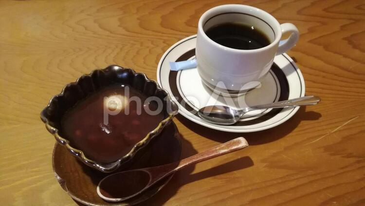 本日のおやつ☆ぜんざいとコーヒー ぜんざい,おやつ,コーヒーの写真素材