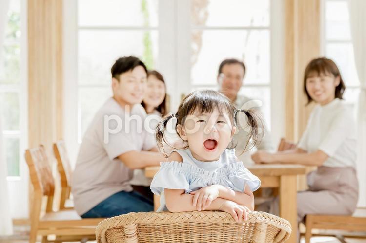 3世代家族・三世代家族 三世代家族,3世代家族,女性の写真素材